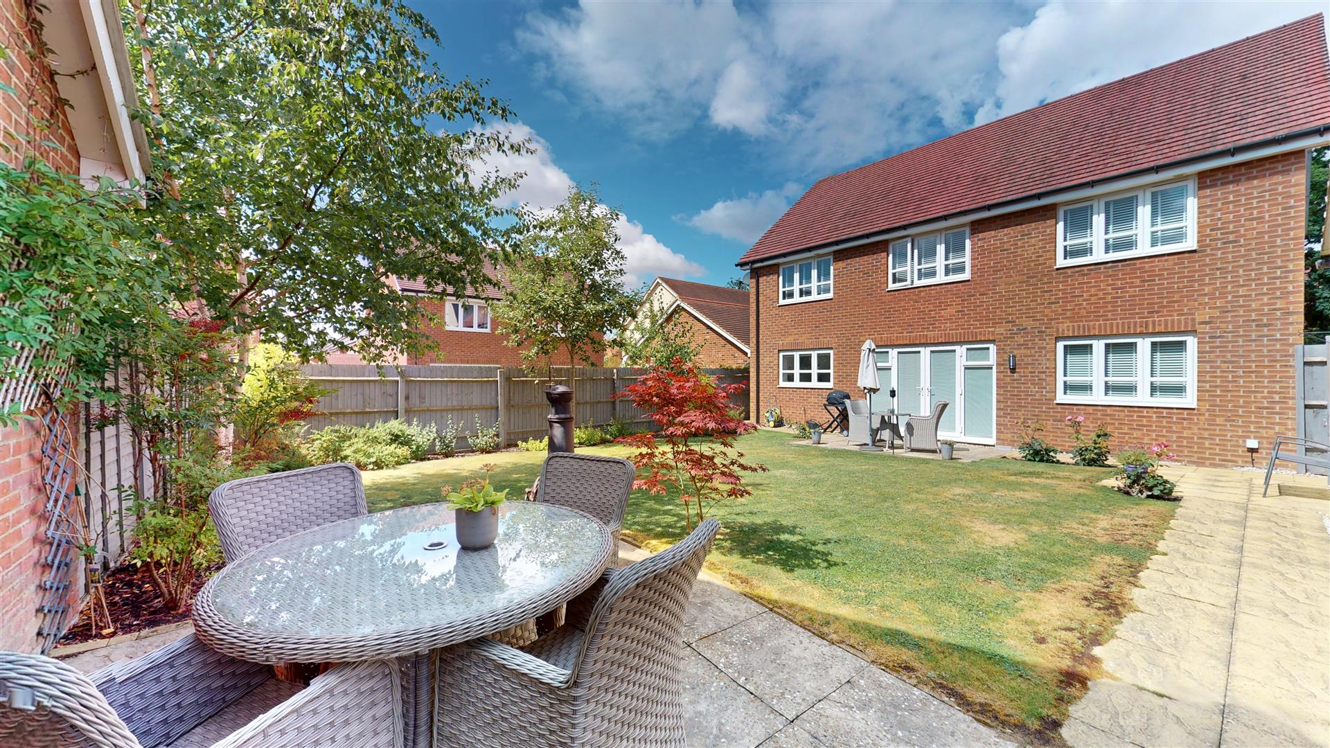 5 bed property in Teeswater Way, Milton Keynes